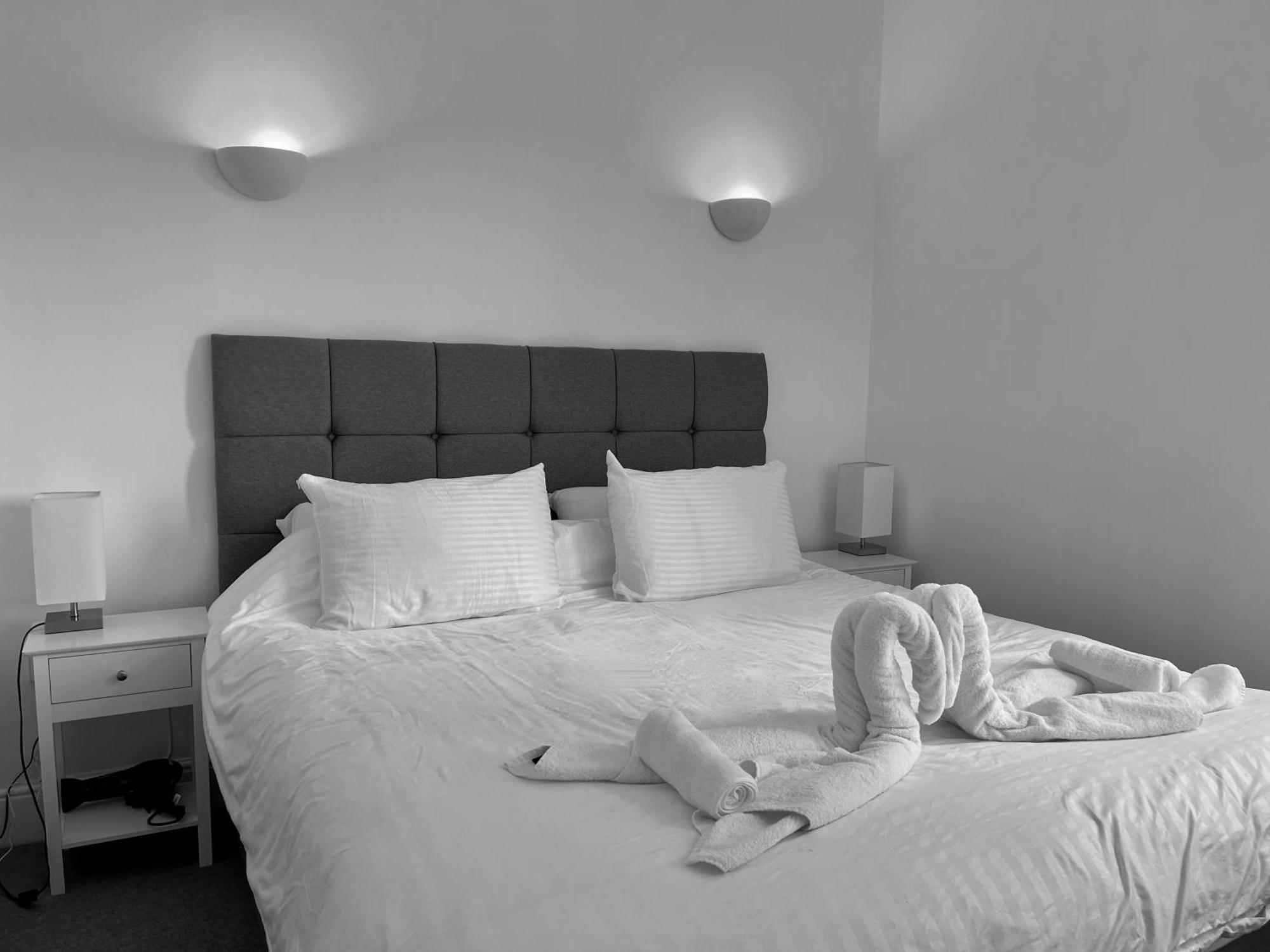 St Andrews Apartments Maidstone Eksteriør bilde