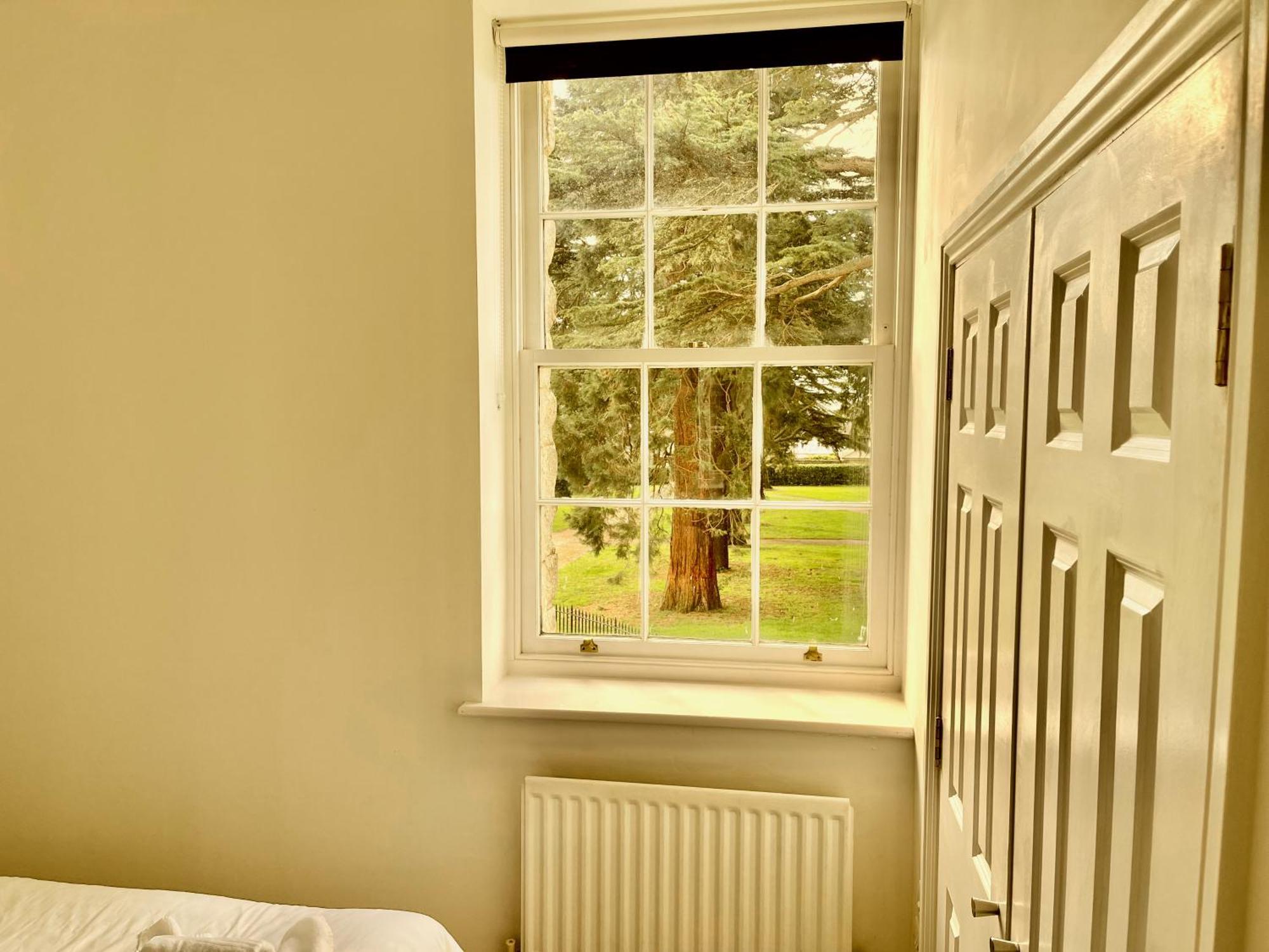 St Andrews Apartments Maidstone Eksteriør bilde
