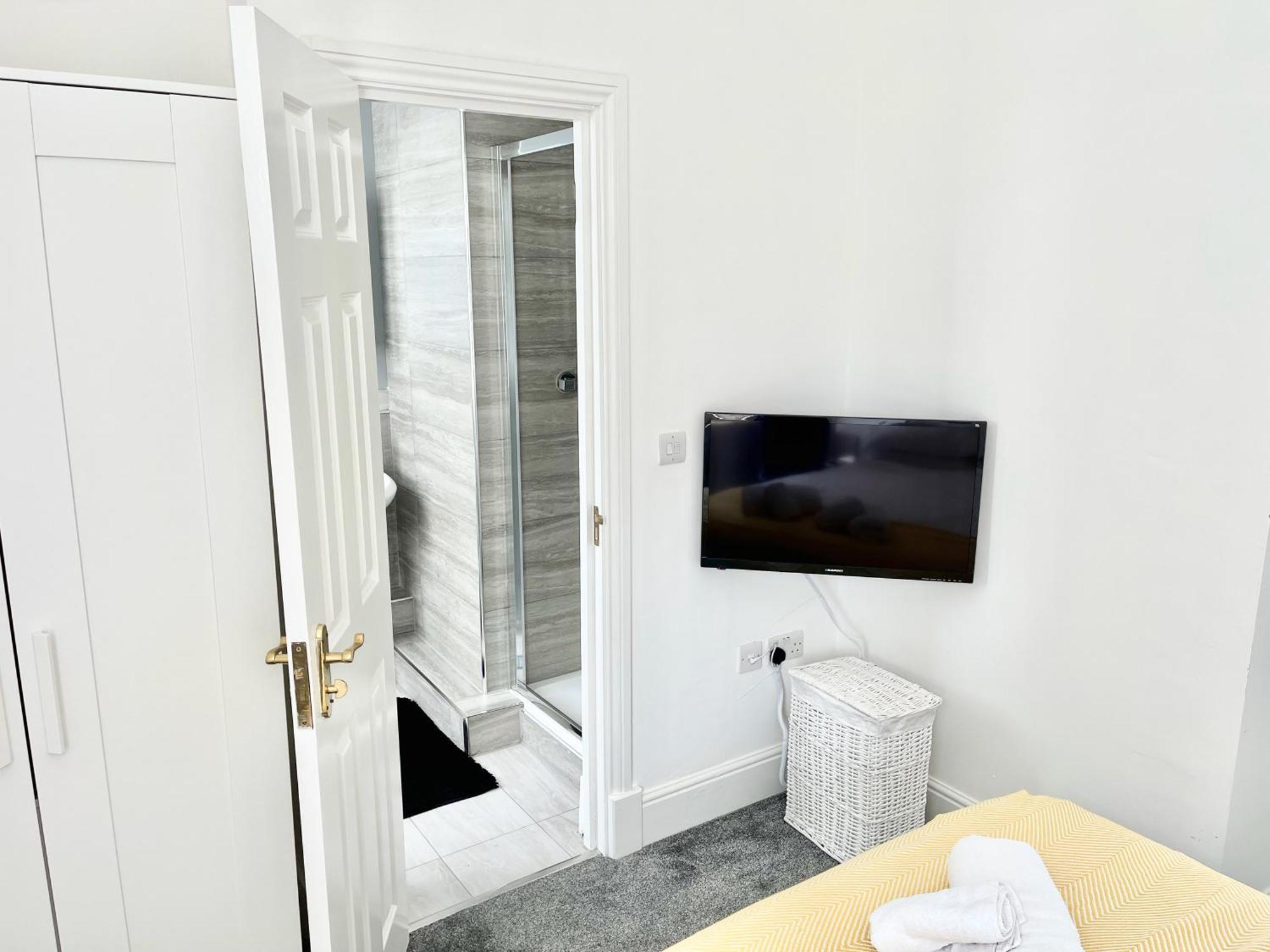 St Andrews Apartments Maidstone Eksteriør bilde
