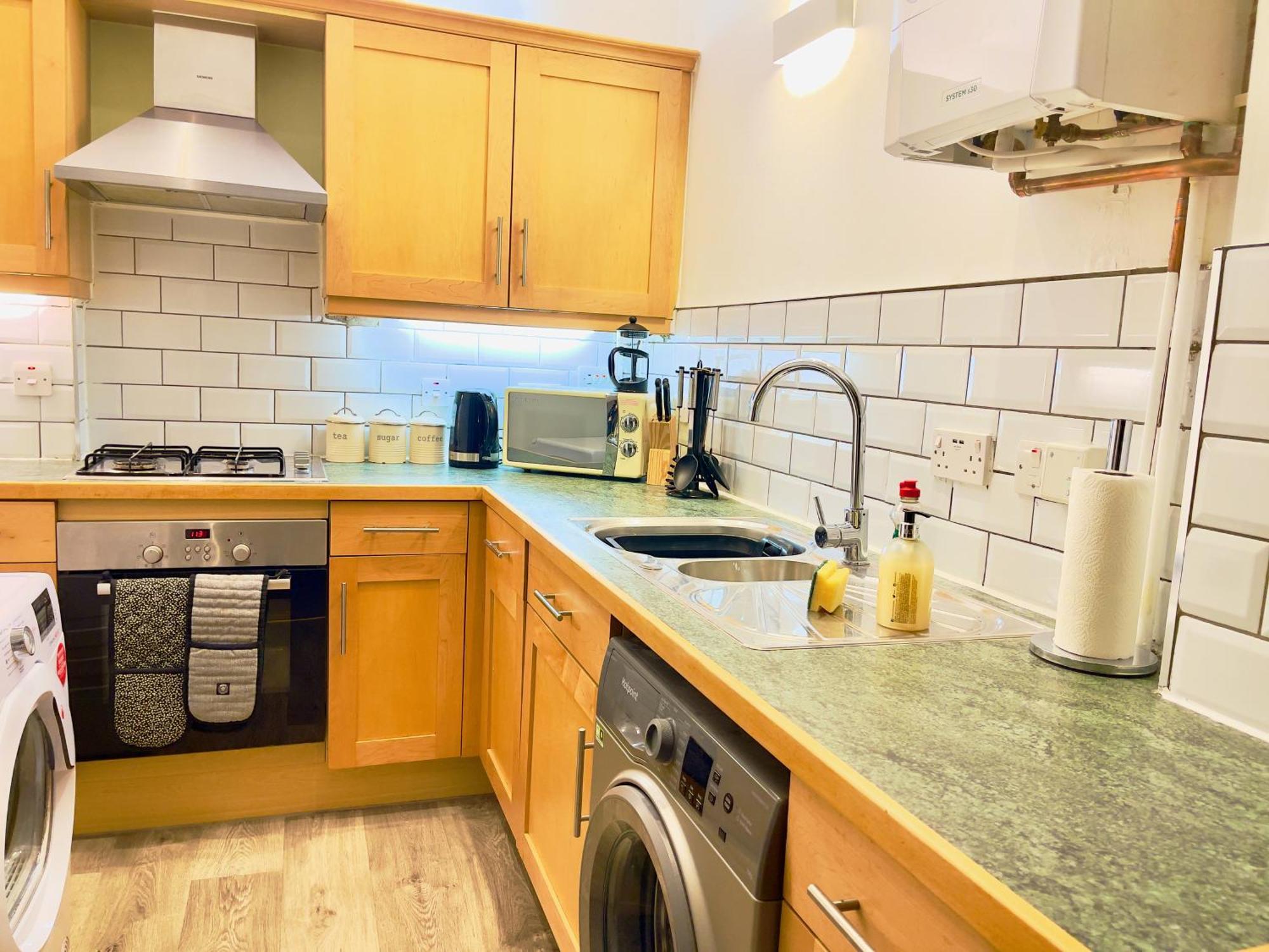 St Andrews Apartments Maidstone Eksteriør bilde